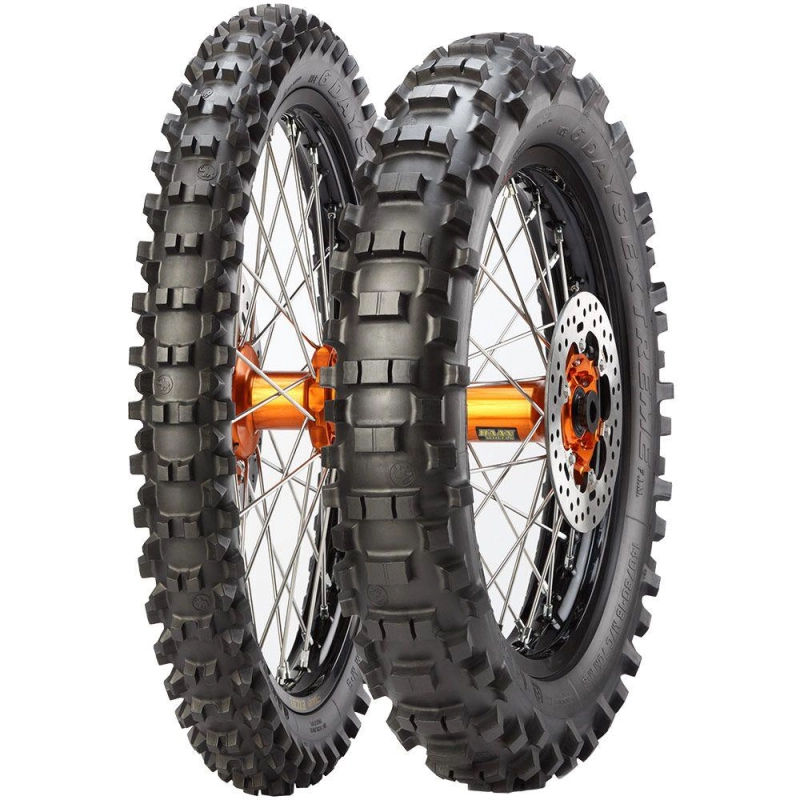 140/80-18 Metzeler MCE 6 DAYS EXTREME 70M TT ENDURO COMPETITION Rear MST