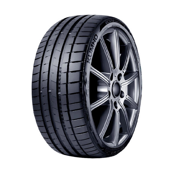 Kumho Ecsta ps72 215/45 R18 93 Y