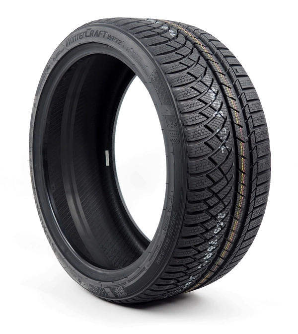 Kumho WP72 235/35R19 91W