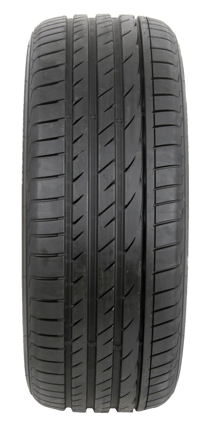 Laufenn LK01B 225/45R18 95W