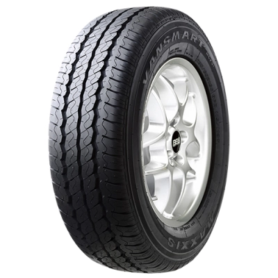 MAXXIS MCV3+ 215/65 R15 104 T