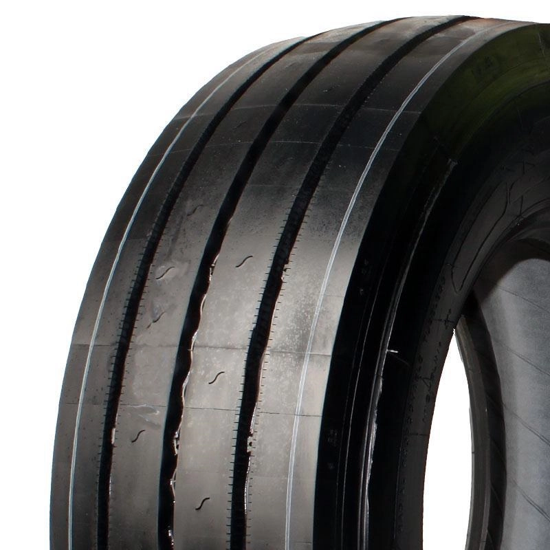 Michelin X Line Energy T 235/75R17.5