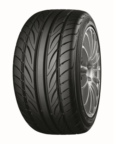 YOKOHAMA S-DRIVE 225/35 R17 86 Y